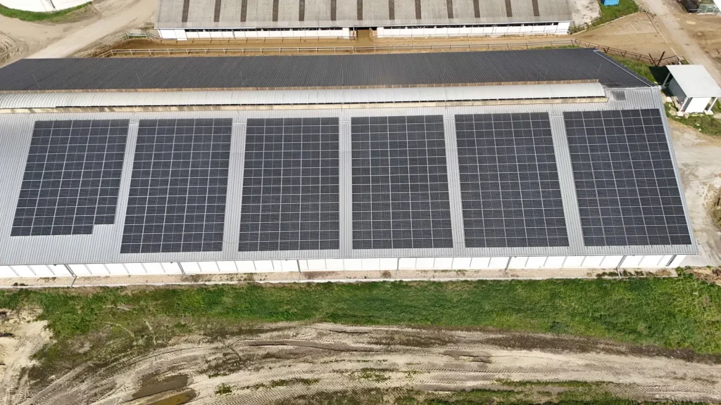 Fotovoltaika na firemnej budove v Komárne s výkonom 200 kWp, Nitriansky kraj