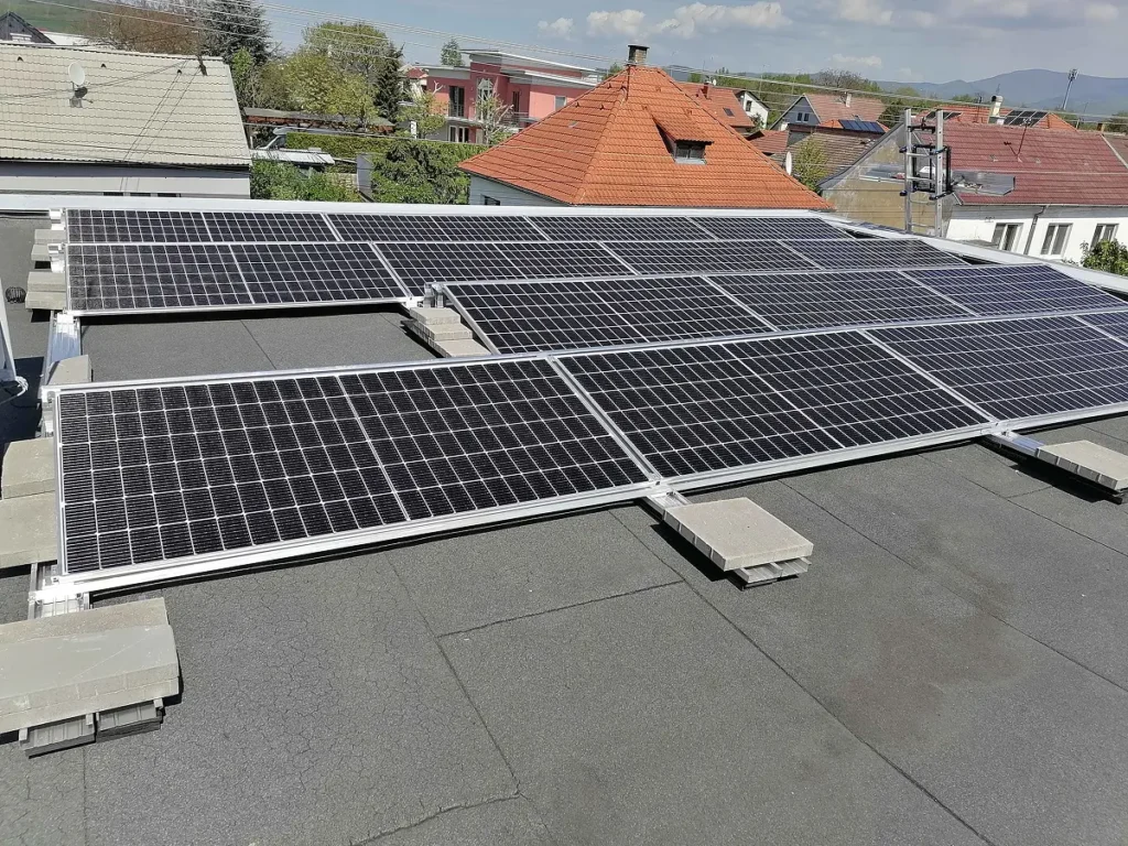 Inštalácia fotovoltaiky na kľúč na dome, výkon 7 kWp, Trenčín – IC Grid