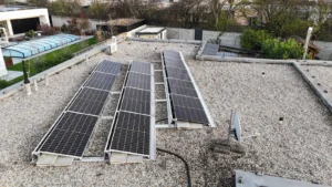 Fotovoltické panely na dome v Trenčíne, Trenčiansky kraj, IC Grid recenzie