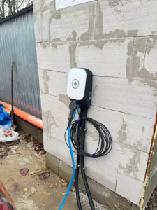 Profesionálna montáž nabíjacej stanice Huawei pre rodinný dom v Bratislave