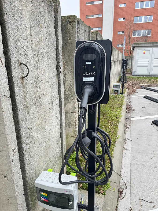 Realizácia nabíjacej stanice pre firmu v Bratislave od IC Grid, Bratislavský kraj