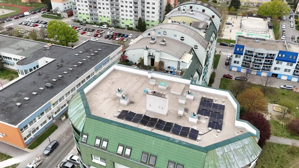 Fotovoltaika na kľúč 10 kWp na bytovom dome od IC Grid, Bratislava