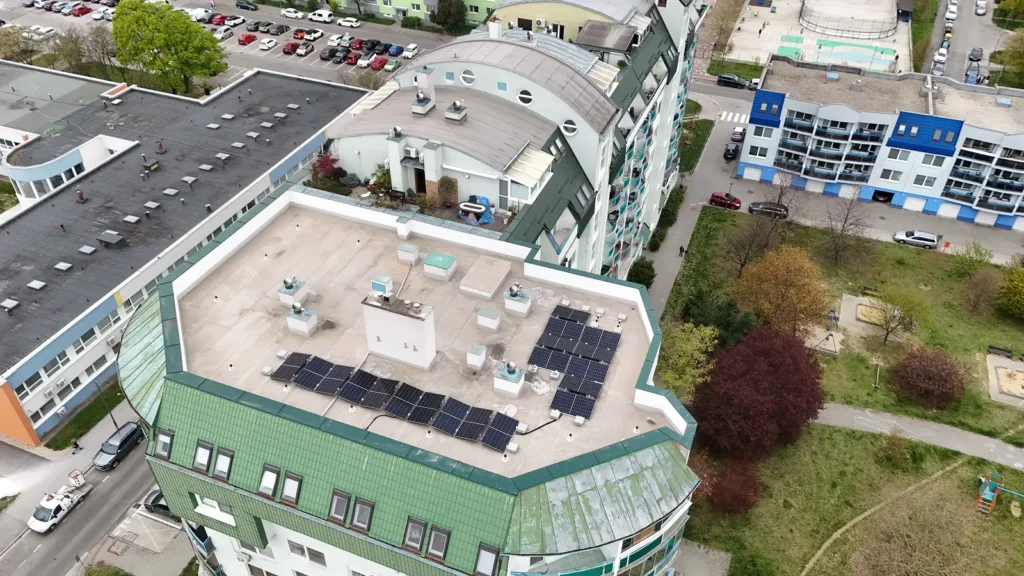 Realizácia fotovoltiky na bytovom dome v Bratislave od spoločnosti IC Grid