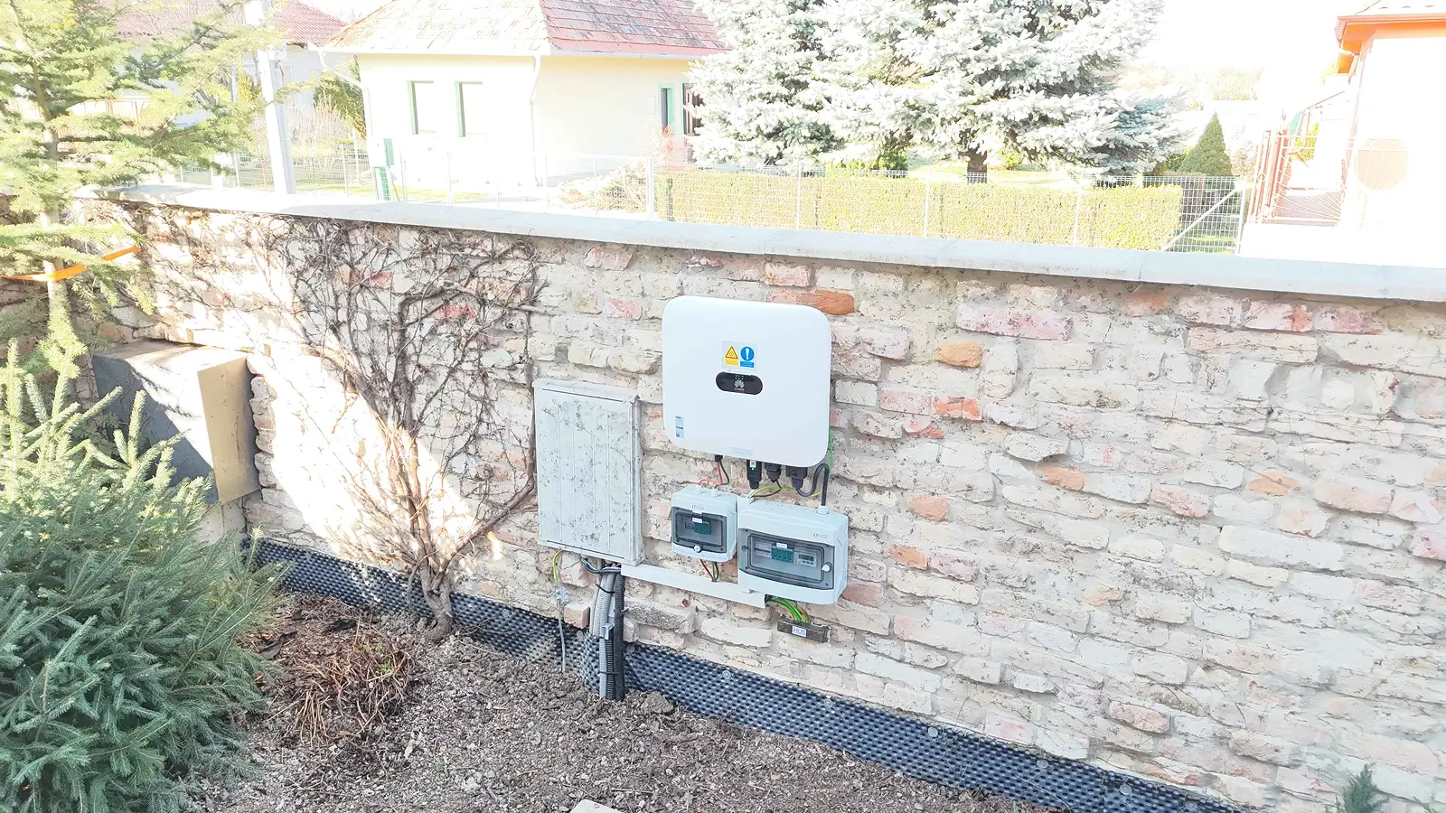 Moderná fotovoltická elektráreň 8 kWp pre energetickú úsporu rodinného domu